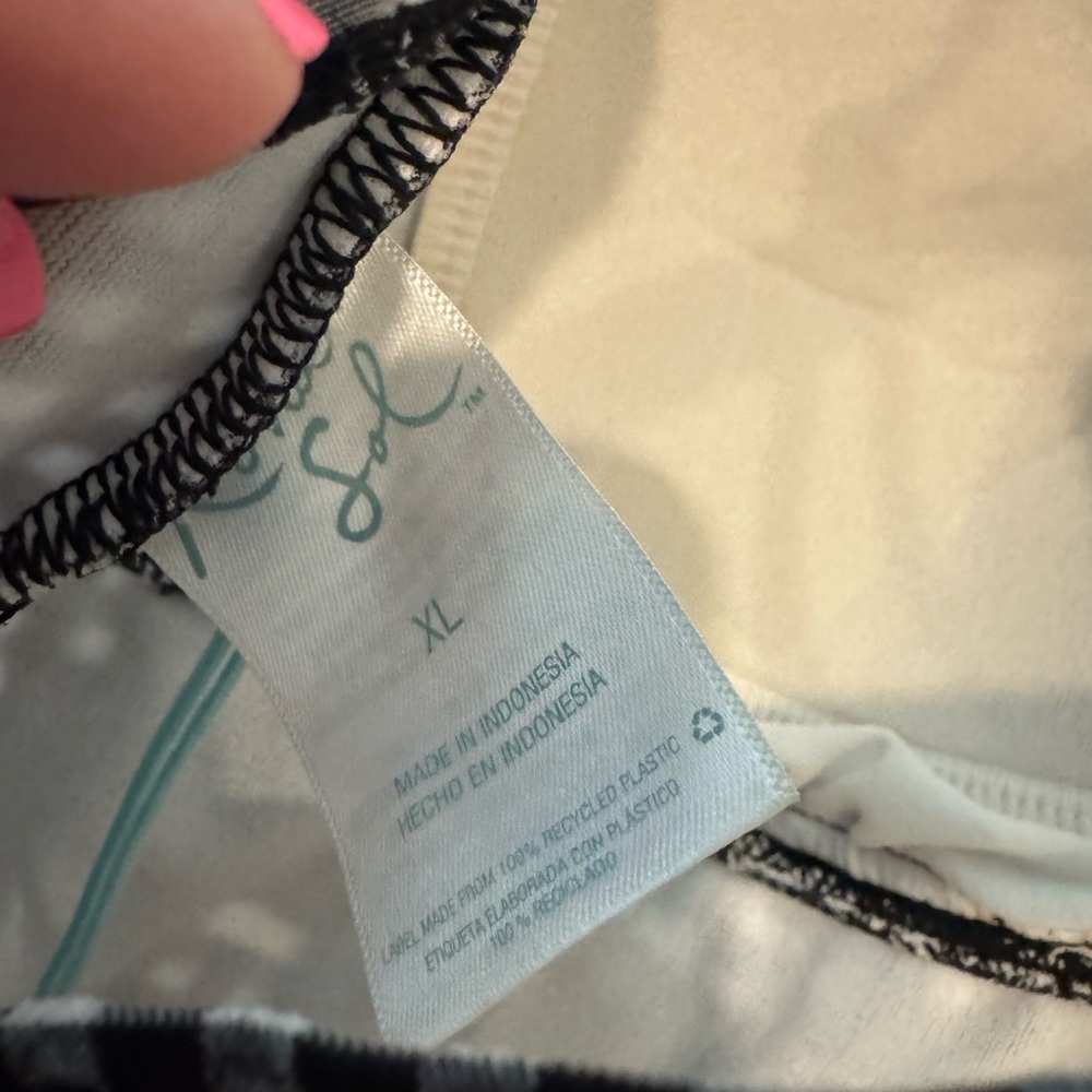 NWT Kona Sol Gingham One-Piece Cross Strap Swimsuit Size XL - Picture 5 of 8